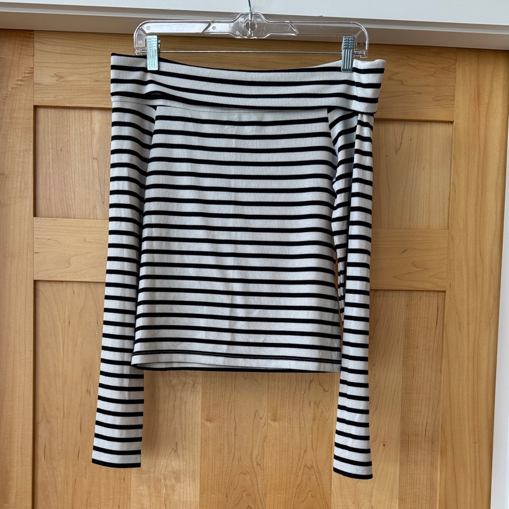 American Eagle Outfitters Black and Cream Striped Sweater
